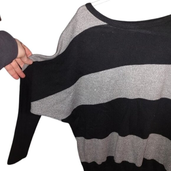 boxey Black and Gray Cropped Cold off the Shoulder Hi Low top - Picture 8 of 10